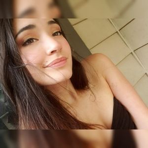 Meet your Posher, Sarina